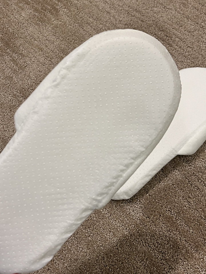 Hotel slippers white fluffy