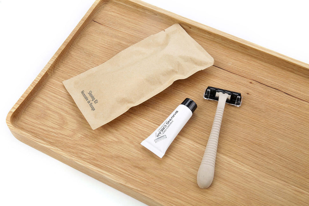 shaving kit, shaving razor and shaving cream for vacation homes and hotels